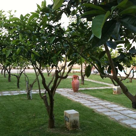 Masseria Li Campi Каваллино-ди-Лечче Экстерьер фото