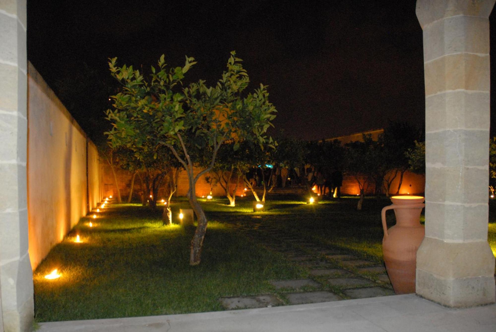 Masseria Li Campi Каваллино-ди-Лечче Экстерьер фото
