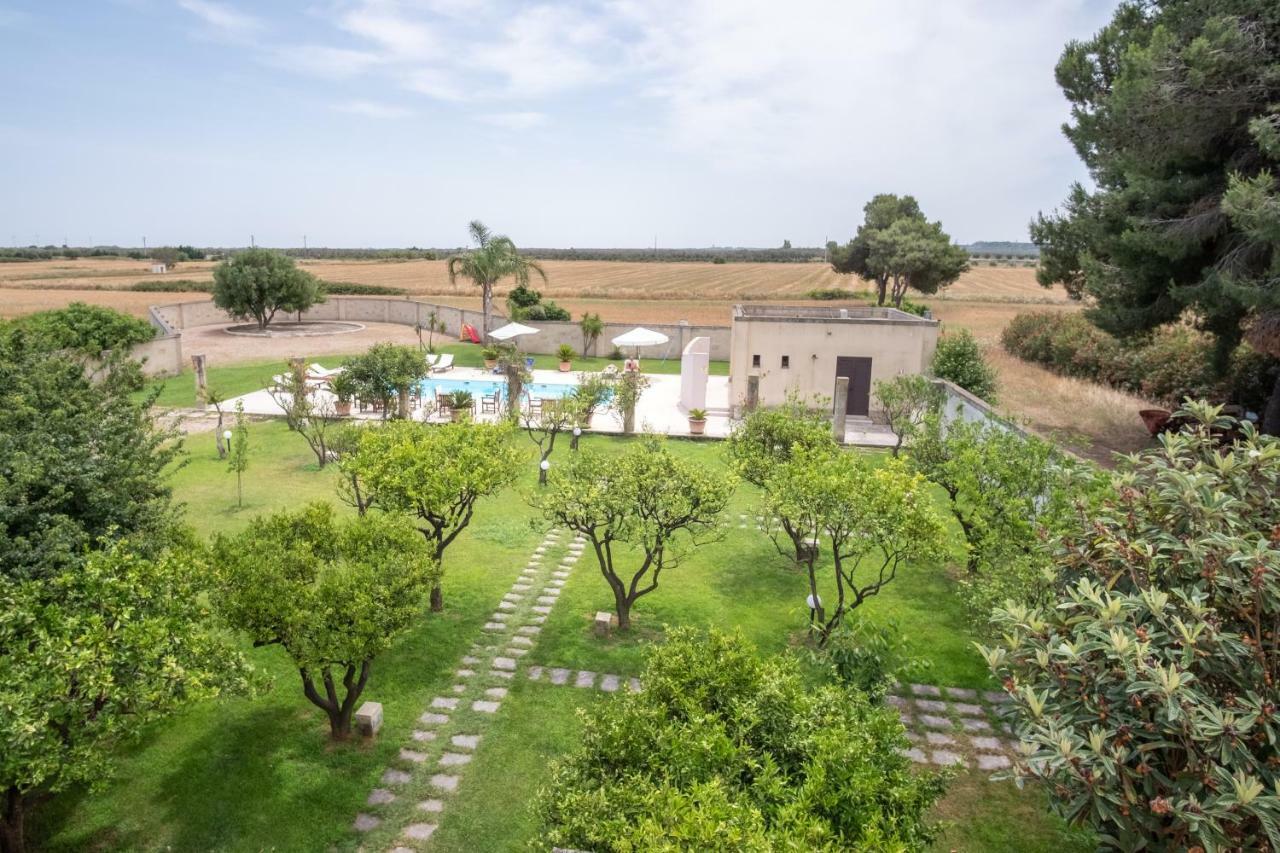 Masseria Li Campi Каваллино-ди-Лечче Экстерьер фото